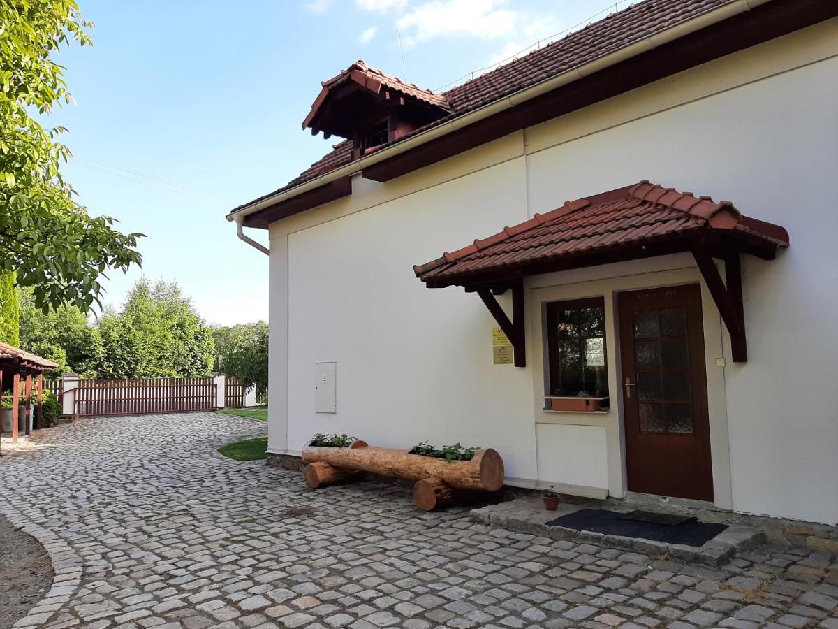 Palirna Bludov Hotel Bludov  Exterior photo
